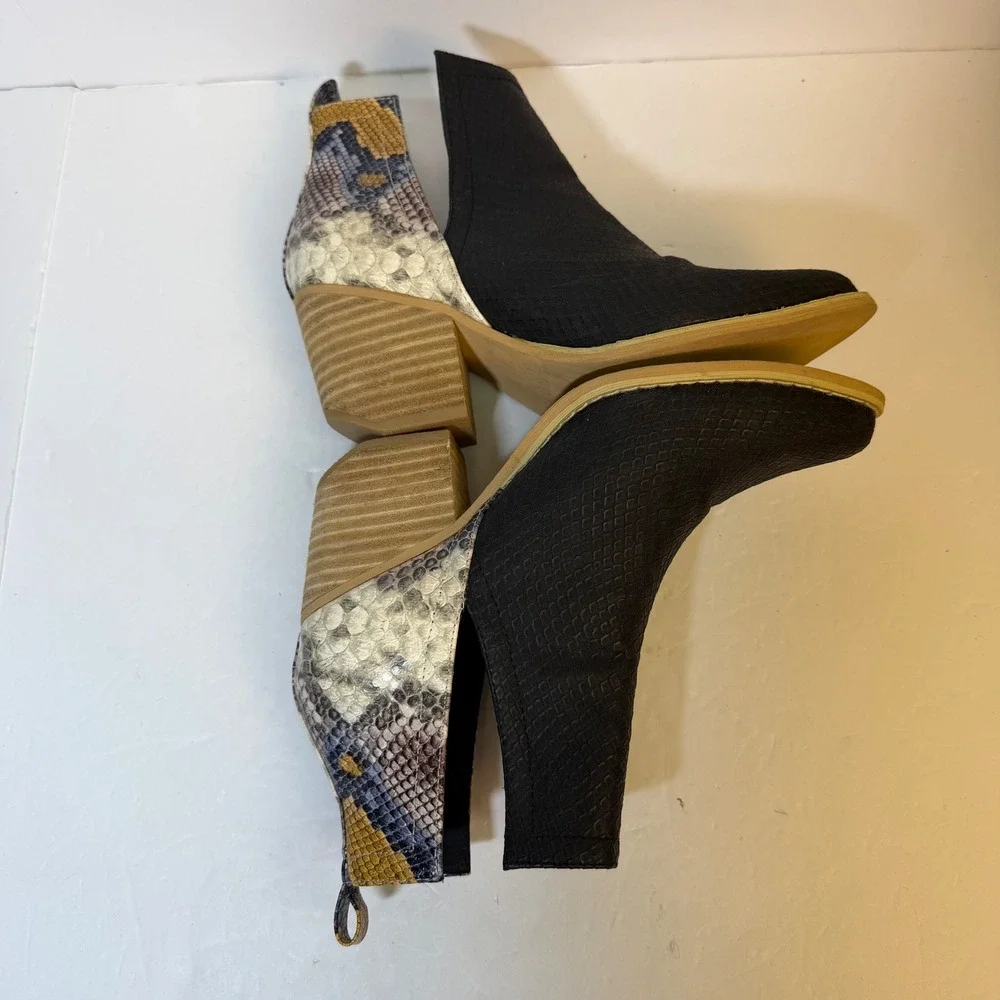 Black Snakeskin Pointed Toe Ankle Boots Multicolor Heel Cutout Booties Sz 7